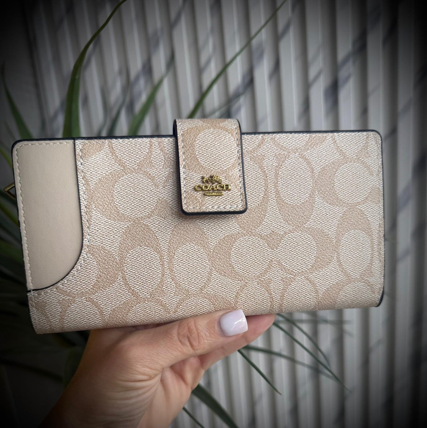 Coach wallet