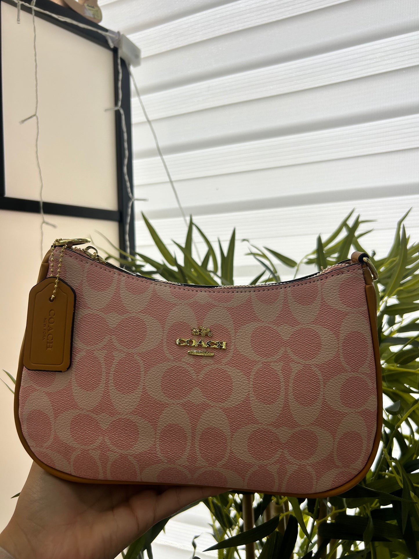 Cartera rosada Coach